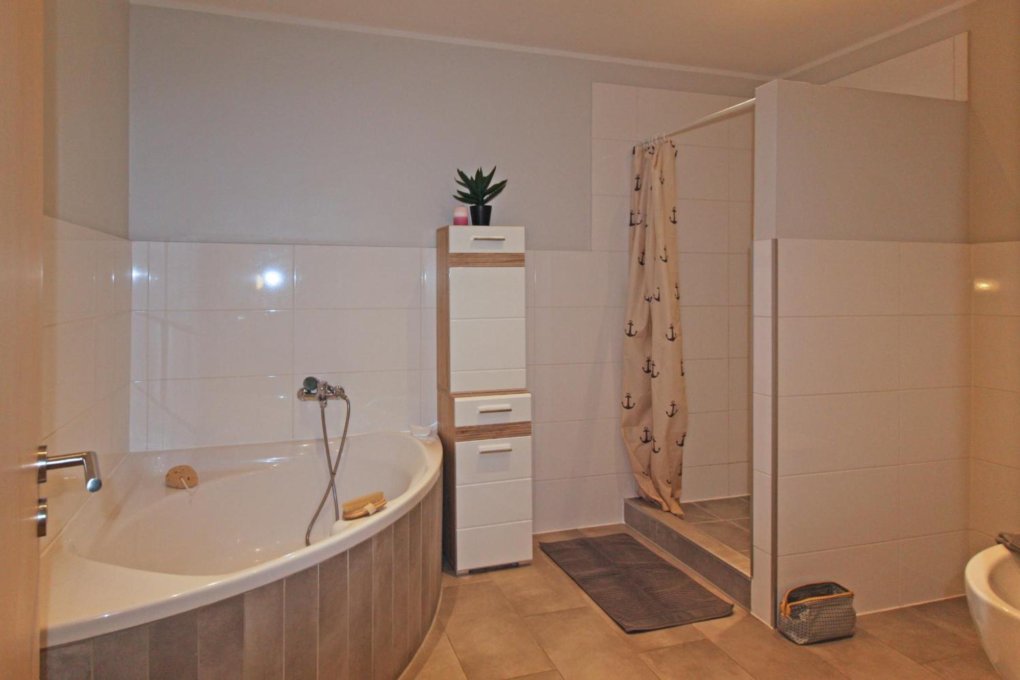 Ferienwohnungen Poppelvitz Altefähr Habitación foto