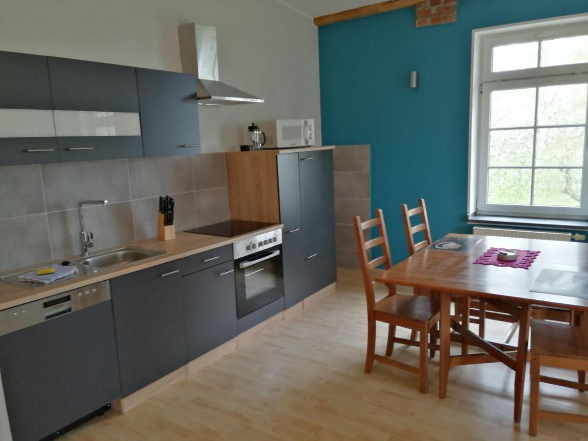 Ferienwohnungen Poppelvitz Altefähr Exterior foto